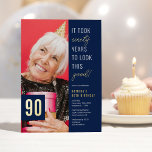 Invitation En Aluminium Ninety Photo Blue & Gold 90th Birthday Party Real<br><div class="desc">Célébrez en style avec ces invitations modernes de fêtes de 90ème anniversaire en papier réel avec un arrière - plan bleu chic, une photo du garçon/fille d'anniversaire, le dicton drôle "il a fallu quatre-vingt-dix ans pour avoir l'air aussi bon !", et un modèle de texte simple et facile à personnaliser....</div>