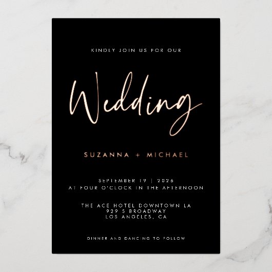 Invitation En Aluminium Noir moderne Calligraphie Script Mariage Or (Recto)