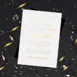 Invitation En Aluminium Or Bat mitzvah minimaliste<br><div class="desc">Design et texte simples,  noir et blanc avec hébreu,  "ב ת מ ו צ" Invitation Bat mitzvah. Aménagement minimaliste en feuille d'or véritable. Choisissez de l'or,  de l'or rose ou de l'argent sur arrière - plan couleur personnalisée pour correspondre à votre événement.</div>