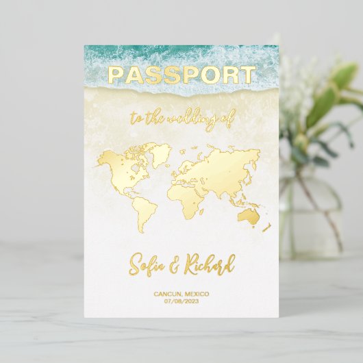 Invitation En Aluminium Passeport Mariage Destination Gold Foil fond (Debout devant)