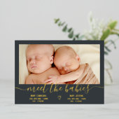 Invitation En Aluminium Rencontrez bébés script or 3 photo bébé jumeaux na (Debout devant)
