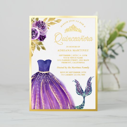 Invitation En Aluminium Robe violette Queue de sirène Quinceanera Or (Debout devant)