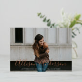 Invitation En Aluminium Rose intemporel Gold Script photo Graduation (Debout devant)