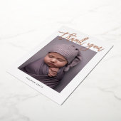 Invitation En Aluminium Rose moderne Gold Script photo Baby Merci (Rotation)