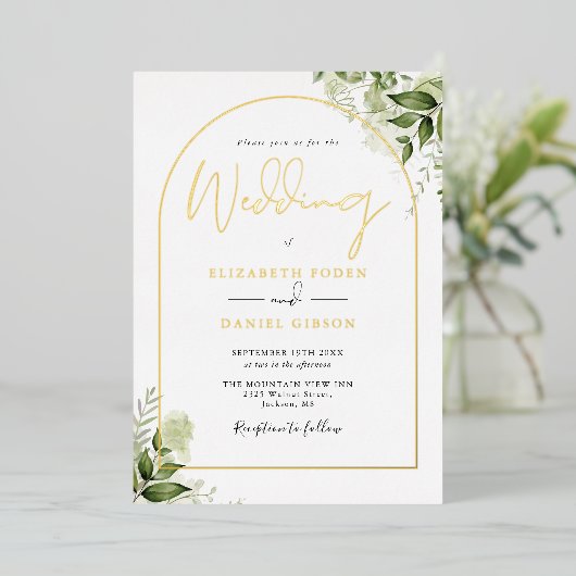 Invitation En Aluminium Verdure Monogramme Élégant Script Mariage Gold Arc (Debout devant)