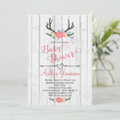 Invitation en bois blanche de baby shower d'Antler (Debout devant)