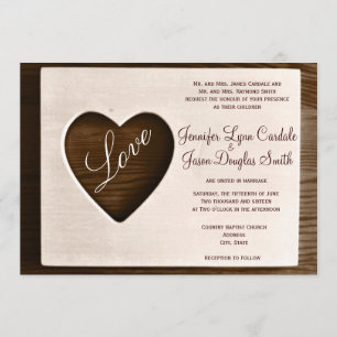 Invitation en bois de mariage de coeur d'amour de