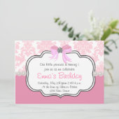 Invitation en damassé avec diamants roses et perle (Debout devant)
