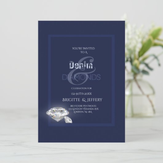 Invitation en denim et diamants (Debout devant)