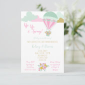 Invitation En haut, en haut et en loin ! Un bébé est en route (Debout devant)