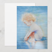 Invitation Enfant en bas sur la scène de plage au bord de l'e (Devant / Derrière)