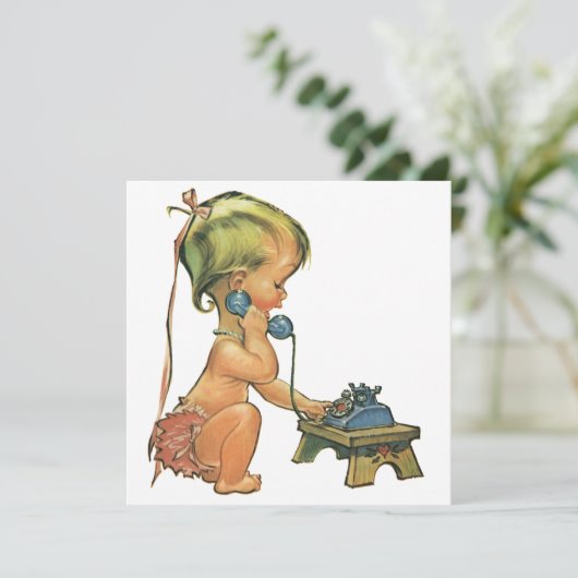 Invitation Enfant Mignonne Fille sur Téléphone Jou (Debout devant)