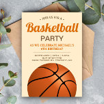 Invitation Enfants Basketball fête d'anniversaire<br><div class="desc">Invitation vos invités avec cette invitation de fête d'anniversaire cool avec un basket-ball avec typographie moderne contre un arrière - plan beige. Ajoutez simplement les détails de votre événement sur ce modèle facile à utiliser pour en faire une invitation unique. Retournez la carte pour révéler un motif rayé orange et...</div>