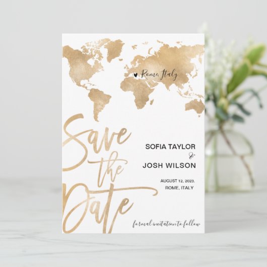 Invitation Enregistrer la date Destination World Map Gold Hea (Debout devant)