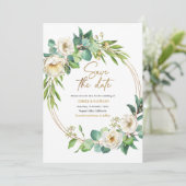 Invitation Enregistrer la date Gold et White floral Invitatio (Debout devant)