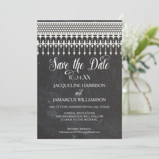 Invitation Enregistrer la photo Date Rustic Lace Chalkboard (Debout devant)