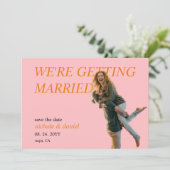 Invitation Enregistrez la date de votre mariage chic et vibra (Debout devant)
