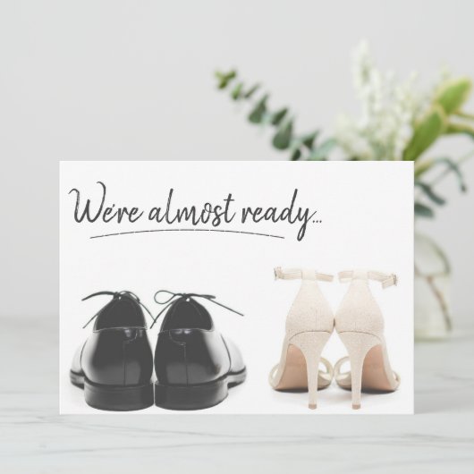 Invitation Enregistrez la date Simple & Moderne (Debout devant)