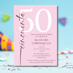 Invitation Espagnol minimaliste rose femme 50e anniversaire<br><div class="desc">Celebra su 50º cumpleaños con elegancia utilzando nuestra invitación moderna y minimalista en español. Con una paleta de colores raffada en rosa, burdeos y blanco, este maladie du destaca con un sofisticado fondo rosa claro y "cincuenta" elegantemente escrito en burdeos a la izquierda. El número 50 resalta de manera prominente...</div>