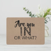 Invitation Êtes-vous dans ou quelle proposition de servante d (Debout devant)