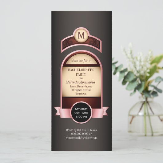 Invitation Étiquette rose Bachelorette (Debout devant)