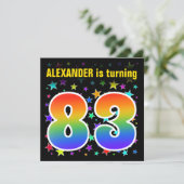 Invitation Étoiles colorées + Motif arc-en-ciel "83" Annivers (Debout devant)