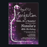 Invitation Étonnez le 30ème vin d'anniversaire âgé à la<br><div class="desc">Étonnez la quarantième invitation d'anniversaire de vin. Âgé à la perfection. Parties scintillantes noires et pourpres. Vin rouge. Invitation d'échantillon de vin. Noir et parties scintillantes Champagne d'or. 18ème 20ème 21ème 30ème quarantième cinquantième soixantième soixante-dixième quatre-vingtième quatre-vingt-dixième 100th, tous âges. Pour davantage de personnalisation, cliquez sur svp la "personnaliser il"...</div>