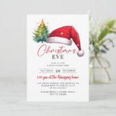 Invitation Eve de Noël Red Santa Hat Tree étoiles (Debout devant)