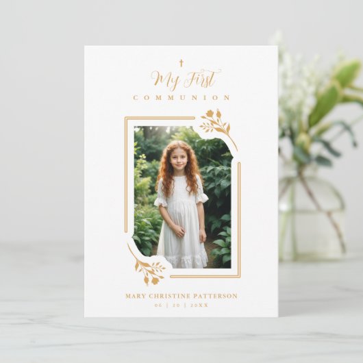 Invitation Exquisite Gold Botanical Frame First Communion (Debout devant)