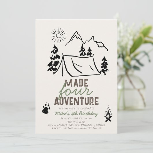 Invitation Fabriqué Four Adventure Camping Boy 4e anniversair (Debout devant)