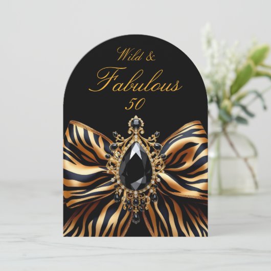 Invitation Fabuleux 50 Anniversaire Zebra Bow Bijou noir (Debout devant)