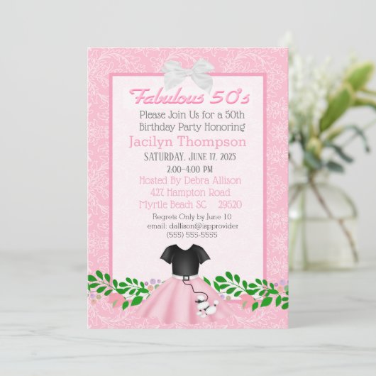Invitation Fabuleux les années 50 Poodle Jupe Anniversaire In (Debout devant)