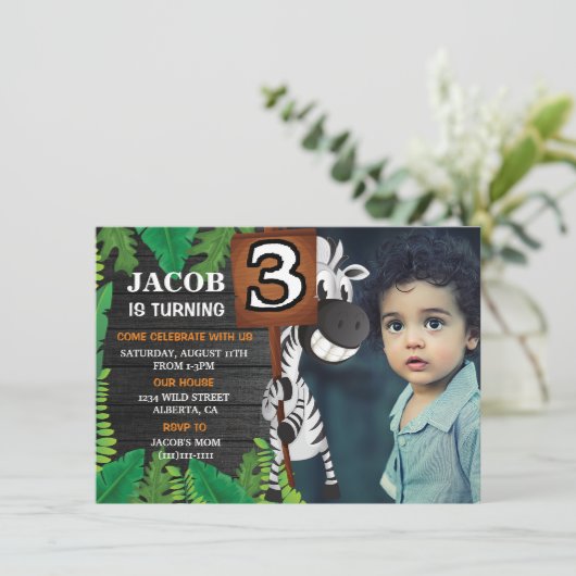 Invitation faite sur commande sauvage (Debout devant)