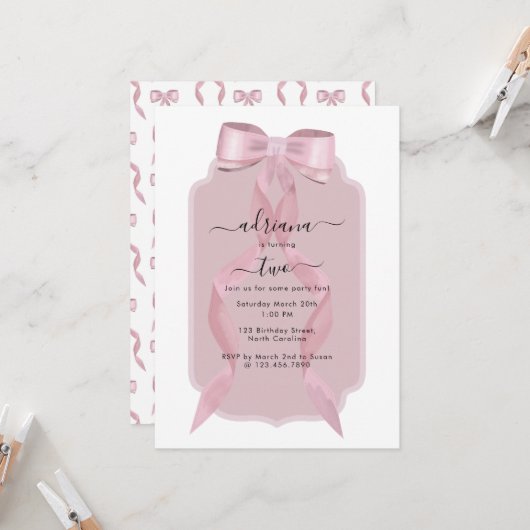 Invitation Fancy Pink Bow Girly Coquette Anniversaire Invitat (Devant/Arrière en situation)