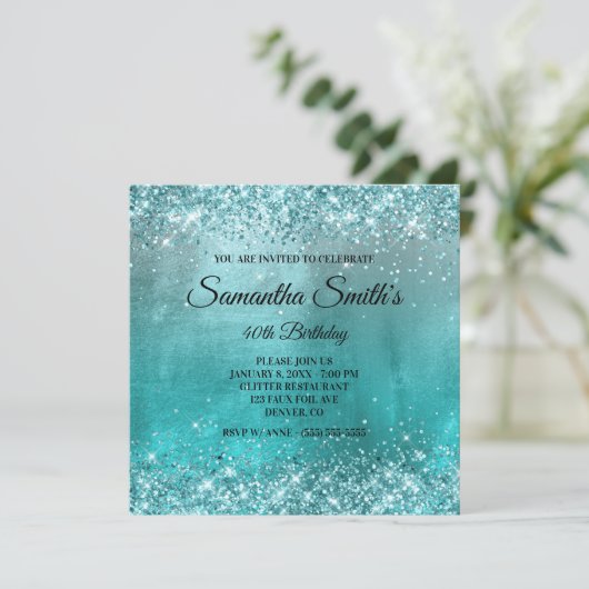 Invitation Faux Aqua Parties scintillant bleue et Foil 40e an (Debout devant)
