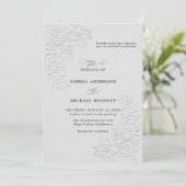 Invitation Faux faire-valoir de roses blanches pour invitatio (Debout devant)