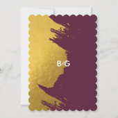 Invitation Faux Gold Brushstrokies & Bourgogne avec Monogram (Dos)