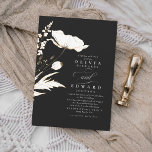 Invitation Faux Gold Foil Fleurs sauvages Mariage noir unique<br><div class="desc">Ces invitations de mariage montreront votre histoire d'amour dès le premier regard. Elles sont modernes, chic et sobres, élégantes et romantiques. Idéal pour une mariage décontractée ou informelle, à la décoration classique et chic. Invitation passionnante pour votre mariage de saumons sauvages aussi ! C'est un design inattendu et très intrigant...</div>