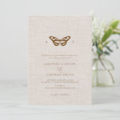 Invitation Faux Linen Papillon Monogram Mariage chic (Debout devant)