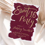 Invitation Faux or typographie bordeaux aquarelle Sweet 16<br><div class="desc">Faux or typographie or et bordeaux sweet sixteen d'anniversaire d'aquarelle. Une brosse à main en faux or moderne,  simple,  élégante et chic,  en lettrage sur une main peinte à l'aquarelle bordeaux,  frappe arrière - plan.</div>