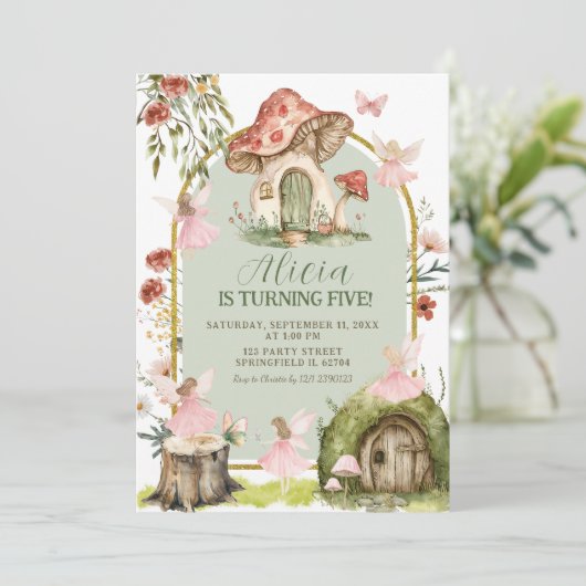 Invitation Fée Enchanted Sage Green Forest Anniversaire (Debout devant)