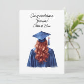 Invitation Félicitations Redhead Female Graduate en bleu (Debout devant)