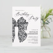 Invitation Feminine Black Florale dentelle Bow fête d'anniver (Debout devant)