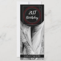 Femme Boho En Casquette Avec Tattoo 21ème Annivers