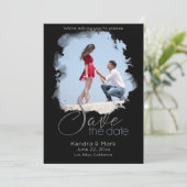 Invitation Fenêtre de photo d'un trait de brosse inhabituel E (Debout devant)