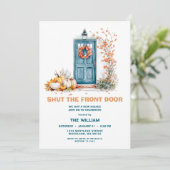 Invitation Fermer la porte d'entrée Nouvelle maison Ménage (Debout devant)