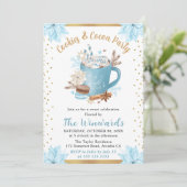Invitation Fête Biscuits d'Hiver Bleus & Chocolat Chaud (Debout devant)