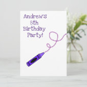 Invitation Fête d'anniversaire au crayon violet (Debout devant)