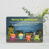 Invitation Fête d'anniversaire colorée mignonne de super (Debout devant)