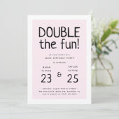 Invitation Fête d'anniversaire conjointe moderne 'Double plai (Debout devant)